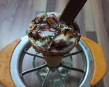 A picture of step 4 of Fruit Dessert in IcecreamCone.