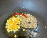 A picture of step 2 of Torai chilka chutney (Ridge gourd skin chutney).