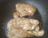 รูปขั้นตอนการทำที่ 4 ของ สเต็กอกไก่ย่างน้ำผึ้งกับซัลซ่าแตงโมแอปเปิ้ลน้ำขิง