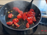 Pasta a la puttanesca de sardinas