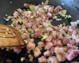 A picture of step 2 of Gnocchi with green pesto and pancetta 🇮🇹 🍝.