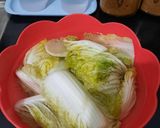 Foto langkah ke 2 dari resep Geotjeori (Fresh Kimchi).