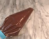 Foto del passaggio 4 della ricetta Cioccolatini ripieni per San Valentino