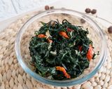 Foto langkah ke 6 dari resep 056. Tumis daun singkong terasi.