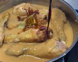 Foto del paso 9 de la receta: Muslos de pollo en salsa