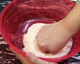 A picture of step 2 of Masala Paratha.