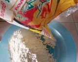 Foto langkah ke 1 dari resep Roti Jala Merah Putih.