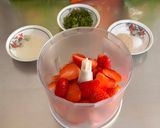 A picture of step 2 of Strawberry Salsa.