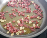 Foto del paso 2 de la receta: Judía verde, con tacos de jamón y ajos