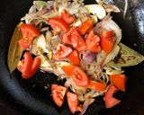 A picture of step 5 of Murgir Jhol (Bengali Chicken Curry).