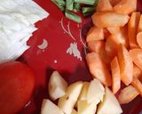 Foto langkah ke 4 dari resep Sop sayur sederhana.