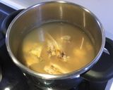 Foto del paso 3 de la receta: Rape en salsa de nueces