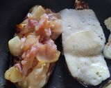 Foto del paso 5 de la receta: Sándwich de berenjena🍆con pera y queso🧀🍯🧅🍐