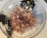 Une image de l'étape 1 de Sauce aux échalotes et vinaigre de vin.