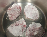 Foto del paso 1 de la receta: Carrilleras de cerdo al vino tinto