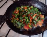 Foto del paso 2 de la receta: Hamburguesas de pollo rellenas de Bigote cocina