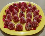 રોઝ ફલેવર મોદક(Rose Flavore Recipe In Gujarati) રેસીપી સ્ટેપ6ફોટો