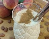 Φωτογραφία βήματος 2 της συνταγής Smoothie με ροδάκινο, ταχίνι και αμύγδαλο
