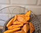 Foto langkah ke 7 dari resep Potato Wedges.