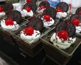 Foto langkah ke 5 dari resep Blackforest Pudding.