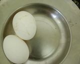A picture of step 1 of Chettinad Scrambled Egg masala.