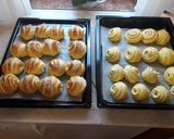 Virslivel töltött croissant recept fázis 7 fotója