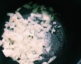 Foto del paso 5 de la receta: Pollo con barbacoa y puré con cebolla caramelizadas