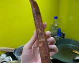 Hình bước làm 1 của món Trứng cuộn lạp xưởng