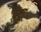 Foto del paso 6 de la receta: Tortitas de Pollo