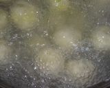 Foto langkah ke 5 dari resep Cilok isi telur.