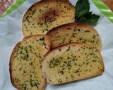 Foto langkah ke 4 dari resep Garlic Bread (Bagelen).
