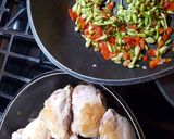 Foto del paso 2 de la receta: Pollo en crema