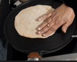 A picture of step 9 of Pizza Paratha (without onion & garlic).