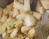 A picture of step 3 of Lauki chana dal sabji.