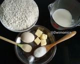 Foto langkah ke 1 dari resep Roti sosis isian keju mozzarella.