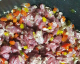 Foto del paso 4 de la receta: Empanadas de carne cortada a cuchillo!!!