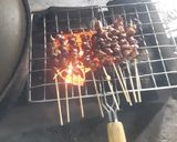 Foto langkah ke 5 dari resep Sate Sapi Bumbu Sederhana.
