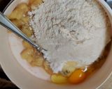 Foto langkah ke 3 dari resep Roti Pisang Banjar.