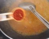 A picture of step 3 of Aloo gobhi sbji.