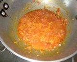 A picture of step 2 of Matar paneer.