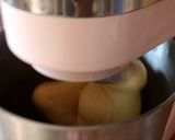 Foto langkah ke 3 dari resep Cinnamon Bread Roll.