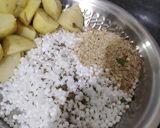 साबुदाणा वडा (sabudana wada recipe in marathi) रेसिपी स्टेप 2 फोटो 