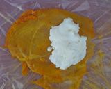 عکس مرحله 1 از دستور رول مرغ پنیری