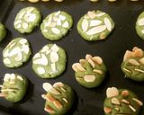 Foto langkah ke 7 dari resep Cookies Matcha Almond surprise Mama.