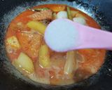 Foto langkah ke 4 dari resep Semur Telur Tahu Kentang.