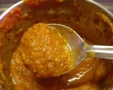 A picture of step 2 of Potato Vindaloo.