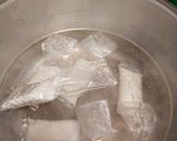 Foto langkah ke 4 dari resep Nasi Lontong plastik metode 5:30:7.