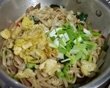 Foto langkah ke 10 dari resep Kwetiau Goreng, sederhana, praktis, special dan lezat.