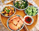 Hình bước làm 4 của món Thịt heo kho măng nước dừa.Khổ qua rừng nấu canh thác lác (lát)