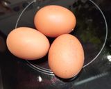 Foto del paso 1 de la receta: Tarta de chocolate rellena de confitura de 🍓 fresa y 🎃calabaza